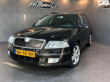 Skoda Octavia Combi - 2.0 TDI Elegance - 1