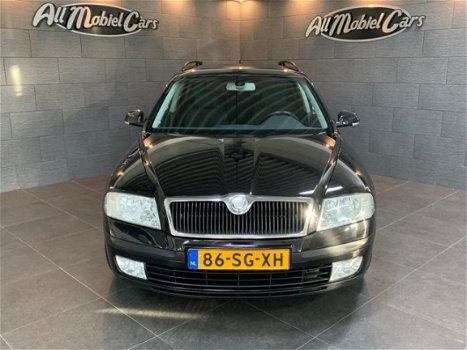 Skoda Octavia Combi - 2.0 TDI Elegance - 1