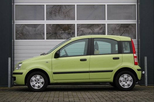 Fiat Panda - 1.2 Dynamic Airco/Stuurbekrachtiging/Elek.Ramen/C.V./Trekhaak/Dealeronderhoud/APK:12-20 - 1