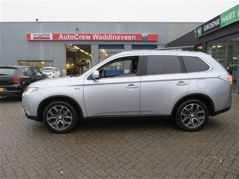 Mitsubishi Outlander - 2.0 PHEV Executive Edition X-Line /1STE EIG/5-DRS/NAVI/AIRCO/PDC - 1