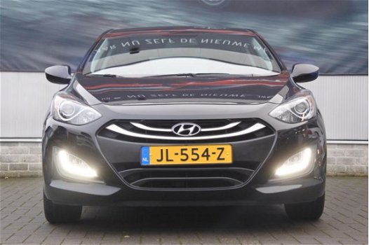 Hyundai i30 - 1.6 GDI i-Drive Cool Airco | Trekhaak Afnb. | Bluetooth - 1