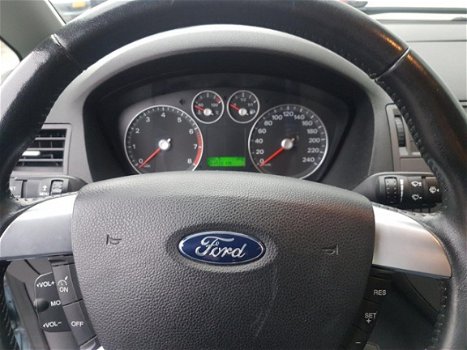 Ford Focus C-Max - 2.0-16V Ghia NIEUWE APK - 1