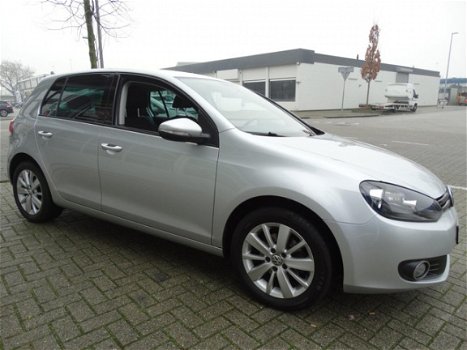 Volkswagen Golf - 1.2 TSI Tour BlueM 5Drs Navi Airco *NL auto - 1