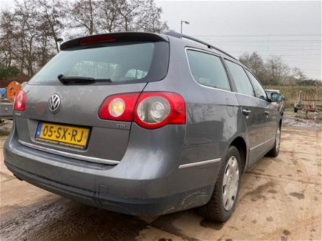 Volkswagen Passat Variant - 2006 * Variant 1.9 TDI *Sportline*CLIMA - 1