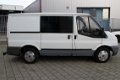 Ford Transit - 260S 2.2 TDCI SHD DC DUBBEL/ GESLOTEN CABINE - 1 - Thumbnail