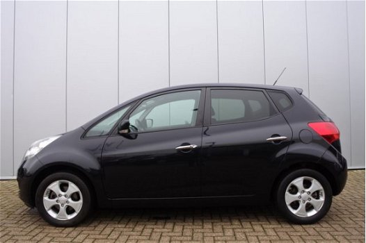 Kia Venga - 1.6 CVVT First Edition | Rijklaar Inlc. 6 maanden Garantie | Navigatie | Climate Control - 1