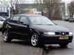 Seat Leon - 1.6-16V Stella - XENON - AIRCO - CRUISE CONTR - APK T/M 12/2020 - BONNEN VAN BEURT ERBIJ - 1 - Thumbnail