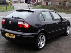 Seat Leon - 1.6-16V Stella - XENON - AIRCO - CRUISE CONTR - APK T/M 12/2020 - BONNEN VAN BEURT ERBIJ