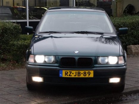 BMW 3-serie Compact - 318ti - AUTOMAAT - AIRCO - XENON - NIEUWE APK 12/2020 - ELEK RAMEN - HALF LEDE - 1