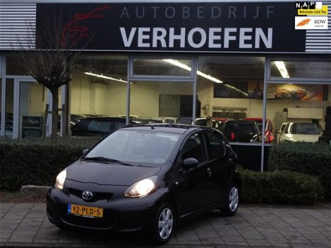 Toyota Aygo - 1.0-12V Comfort Navigator - INCL NIEUWE APK - NAVIGATIE - AIRCO - ELEKTR RAMEN - NAP - 1