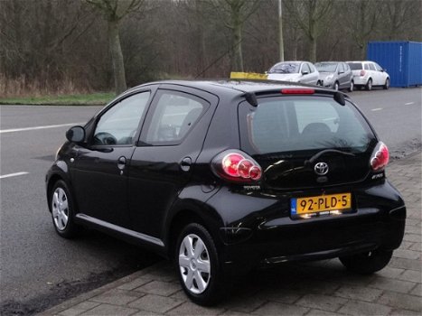 Toyota Aygo - 1.0-12V Comfort Navigator - INCL NIEUWE APK - NAVIGATIE - AIRCO - ELEKTR RAMEN - NAP - 1