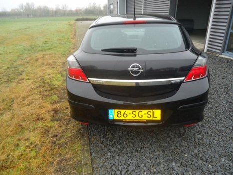 Opel Astra GTC - 1.4 16V Enjoy - 1
