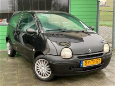 Renault Twingo - 1.2-16V / Met Nieuwe APK / Airco / StuurBkr. /