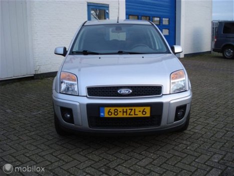 Ford Fusion - 1.4-16V Futura - 1