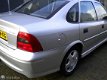 Opel Vectra - 1.8-16V GL - 1 - Thumbnail