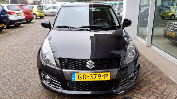 Suzuki Swift - 1.6 SPORT Navi | Sensoren | Cruise - 1