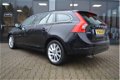 Volvo V60 - 1.6 D2 Summum | Dealer Onderhouden | Navigatie | 17 Inch | - 1 - Thumbnail