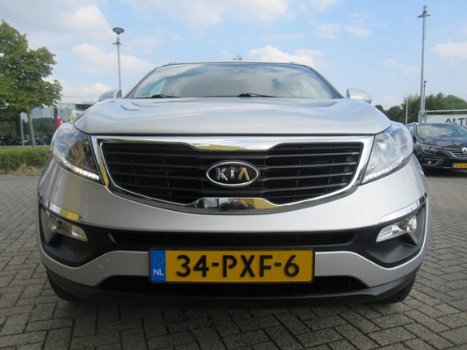 Kia Sportage - 2.0-16V X-ECUTIVE PLUS PACK CLIMATE CONTROL / PARKEERSENSOREN / BLUETOOTH - 1