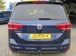 Volkswagen Touran - TSI 110PK HIGHLINE 7P. NAVIGATIE / PARKEERSENSOREN / TREKHAAK - 1 - Thumbnail
