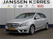 Mercedes-Benz B-klasse - 180 AMBITION AUTOMAAT NAVIGATIE / PARKEERSENSOREN / BLUETOOTH - 1 - Thumbnail