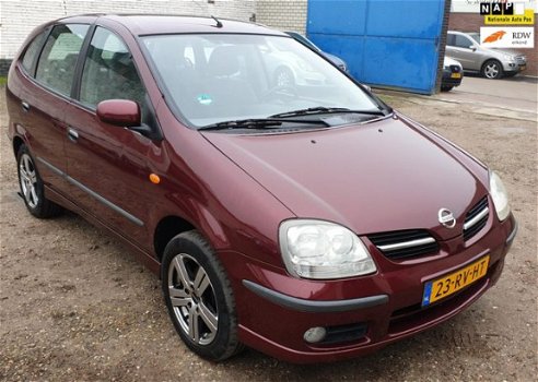 Nissan Almera Tino - 1.8 Tekna ZEER NETJES , 5 Drs top onderhouden, BJ 2005 km 121.000 NAP - 1