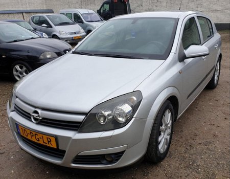 Opel Astra - 1.6 Enjoy SUPER MOOI, 5 deurs BJ 2004 km NAP , 11.2020 APK - 1