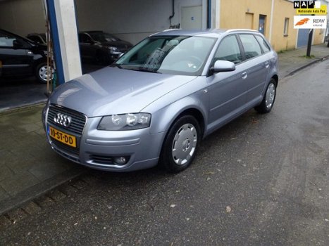 Audi A3 Sportback - 1.9 TDI Attraction 1e eigenaar/Apk/Climate/Cruise/Nap/Cd/Boekjes/Elektrisch/Cent - 1