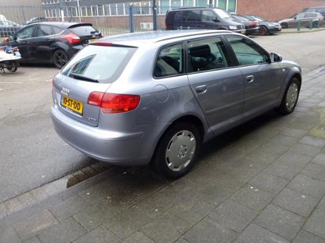 Audi A3 Sportback - 1.9 TDI Attraction 1e eigenaar/Apk/Climate/Cruise/Nap/Cd/Boekjes/Elektrisch/Cent - 1