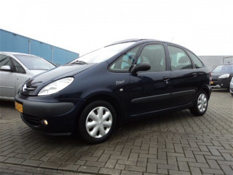 Citroën Xsara Picasso - 2.0 16V AUTMAAT Difference Panoramadak - 1