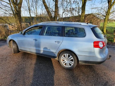 Volkswagen Passat Variant - 2.0 TDI Highline /CLIMA/ NAVI/ STOELVERWARMING/ EURO 4/ BJ 2006 - 1