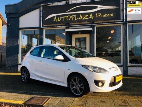 Mazda 2 - 2 1.3 SPORT / CLIMATE/ STOELVERW./ AUX/ LM VELGEN/ NIEUWE APK - 1