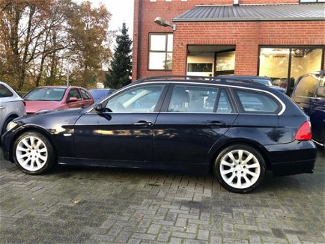 BMW 3-serie Touring - 318d Nieuwe Apk Navi Cruise Parkersensor - 1