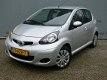 Toyota Aygo - 5 Drs - Airco - Silver Edition -Navigatie- 27000 KM - 1 - Thumbnail