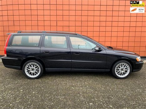 Volvo V70 - 2.0T Edition II Sport 248.478km/Bi-Xenon/180PK/Leer/Navi/Parkeersensoren/Trekhaak/Topsta - 1