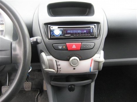 Citroën C1 - 1.0-12V Séduction APK Sept.2020, audio USB en AUX - 1