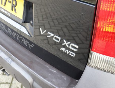 Volvo XC70 - Cross Country 2.4T AWD *BTW*LPG*Trekhaak*Historie*Youngtimer - 1