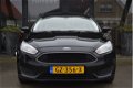 Ford Focus - 1.5TDCI Lease Edition 5drs [ NAVIGATIE PARKEERSENSOREN CRUISE CONTROLE ] - 1 - Thumbnail