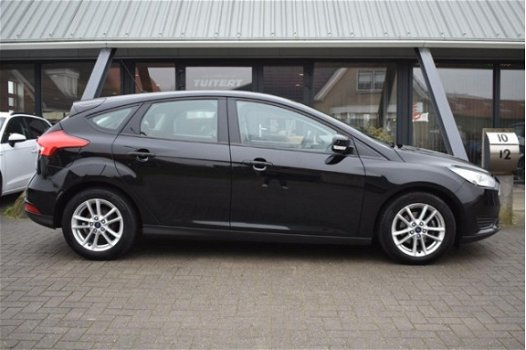 Ford Focus - 1.5TDCI Lease Edition 5drs [ NAVIGATIE PARKEERSENSOREN CRUISE CONTROLE ] - 1