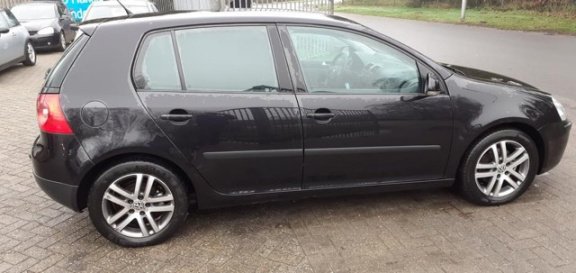 Volkswagen Golf - 1.9 TDI Trendline - 1