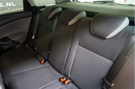Seat Ibiza ST - 1.0 EcoTSI Style Connect 110PK. Automaat. Xenon. Navigatie. Nationale Autopas (NAP) - 1