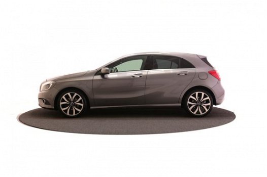 Mercedes-Benz A-klasse - 180 | Line Urban | Stoelverwarming | Zitcomfort pakket | Parktronic - 1