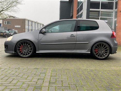 Volkswagen Golf - 2.0 16V FSI Turbo GTI edition 30 - 1