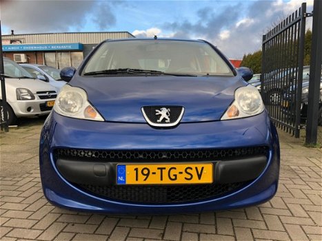 Peugeot 107 - 1.0-12V XS Airco Zeer leuke auto - 1