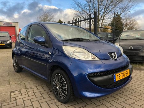 Peugeot 107 - 1.0-12V XS Airco Zeer leuke auto - 1