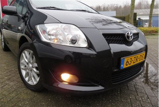 Toyota Auris - 1.6-16V Sol 5-DEURS / AIRCO/ECC / TREKHAAK - 1