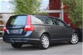 Volvo V70 - T4 180pk Limited Edition | Trekhaak / Park Assist V+A / Navigatie / Stoelverwarming / Ac - 1 - Thumbnail