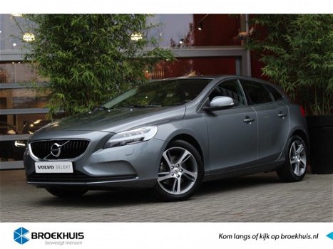 Volvo V40 - D3 150pk Nordic+ | IntelliSafe / Standkachel / On Call / Keyless / Adaptive CC / Botswaa - 1