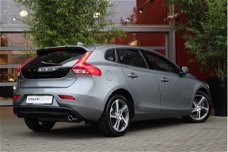 Volvo V40 - D3 150pk Nordic+ | IntelliSafe / Standkachel / On Call / Keyless / Adaptive CC / Botswaa