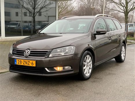 Volkswagen Passat Variant - 1.6 TDI BlueMotion Navi|Clima|MF Stuur |Trekhaak - 1