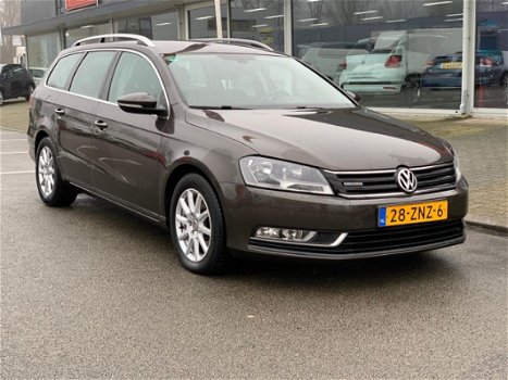 Volkswagen Passat Variant - 1.6 TDI BlueMotion Navi|Clima|MF Stuur |Trekhaak - 1